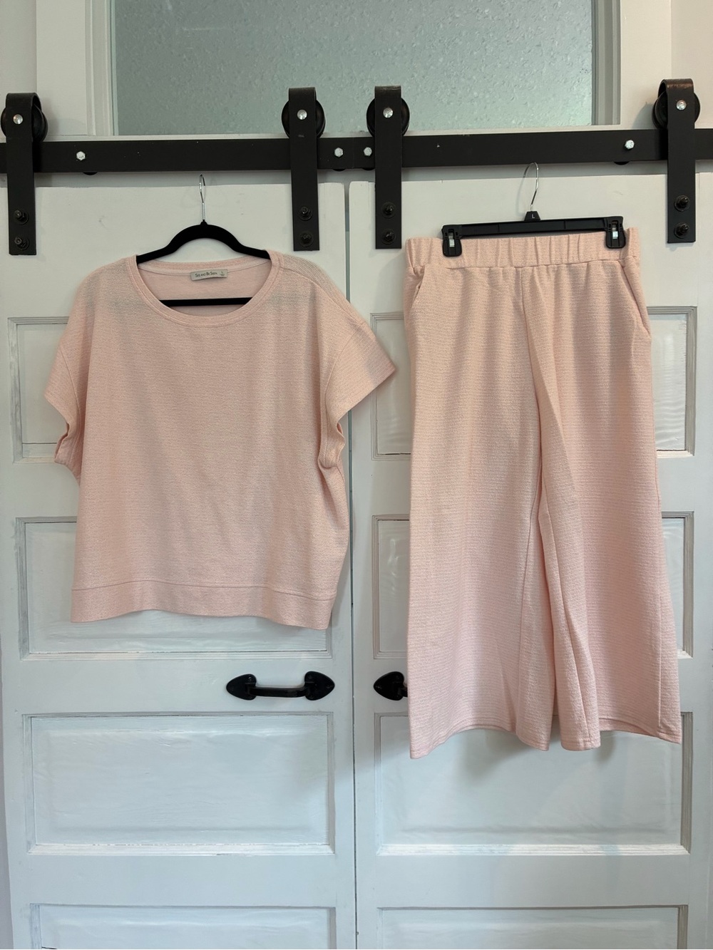 See and Be Seen Metallic Textured Cropped Wide-Leg Pant Set in Soft Blush